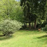 Sous Le Chateau Frühstückspension 3*