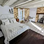 Frühstückspension Sous Le Chateau