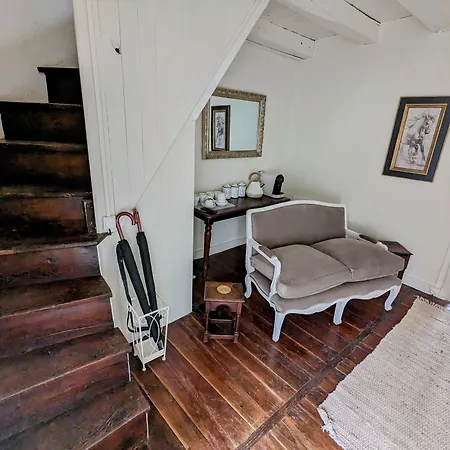 Sous Le Chateau לינה וארוחת בוקר Jumilhac-le-Grand