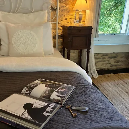 Sous Le Chateau B&B