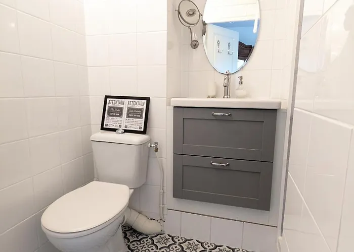 فندق مبيت وإفطار Sous Le Chateau