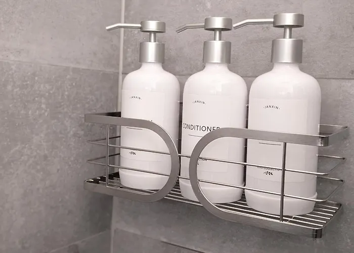 فندق مبيت وإفطار Sous Le Chateau Jumilhac-le-Grand