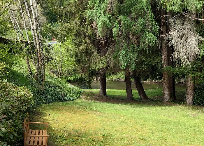 Sous Le Chateau 3* Jumilhac-le-Grand