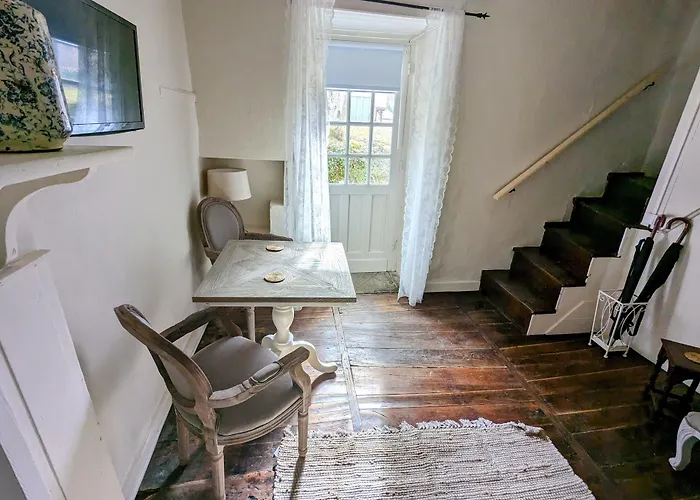 فندق مبيت وإفطار Sous Le Chateau Jumilhac-le-Grand