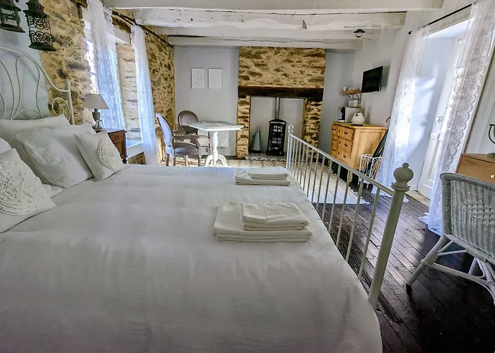 Sous Le Chateau 3* Jumilhac-le-Grand